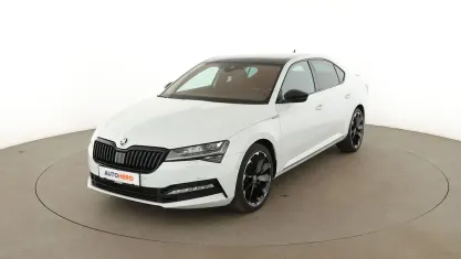 Gebraucht Skoda Superb SportLine 2023 Weiß Limousine