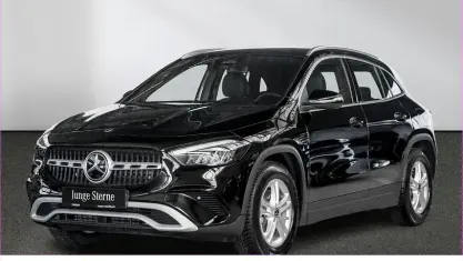 Gebraucht Mercedes GLA200 163 PS (119 kW) 2024 Schwarz SUV