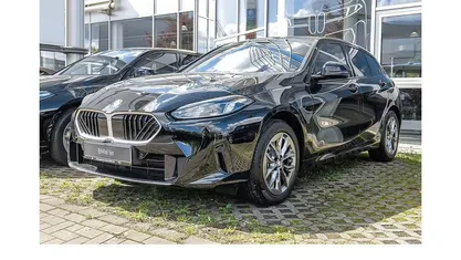 Nuova BMW 116 122 CV (89 kW) 2026 Nero Utilitaria