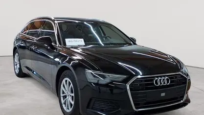 Gebraucht Audi A6 Ambiente 204 PS (150 kW) 2021 Mythosschwarz metallic Kombi