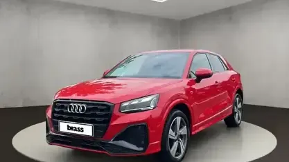 Gebraucht Audi Q2 S-Line 150 PS (110 kW) 2022 Tangorot metallic SUV