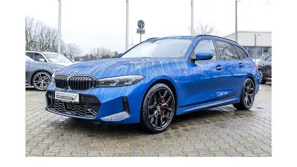 Blau Gebraucht 2025 BMW 318 M Sport Kombi | 39.800 € (Fairer Preis)