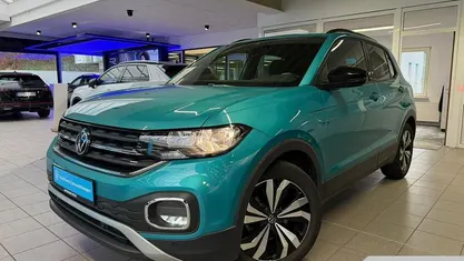 Gebraucht VW T-Cross Active 110 PS (80 kW) 2022 Gruen SUV