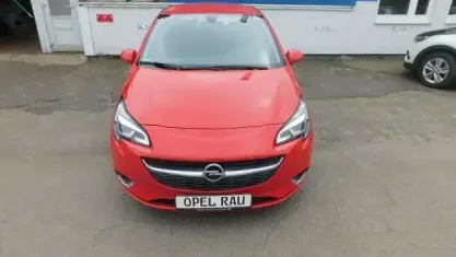 Gebraucht Opel Corsa Innovation 69 PS (50 kW) 2015 Magmarot Kleinwagen