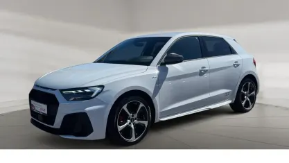 Gebraucht Audi A1 Sportback S-Line 207 PS (152 kW) 2025 Gletscherweiß metallic Kleinwagen