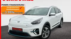 Weiss ((swp) snow white pearl) Gebraucht 2021 Kia e-Niro Spirit SUV | 20.979 € (Guter Preis)