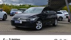 Gebraucht 2021 VW Golf VIII Life Limousine | 21.090 € (Fairer Preis)