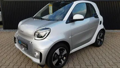 Cool silver () Gebraucht 2022 Smart ForTwo Coupé Kleinwagen | 12.990 € (Fairer Preis)
