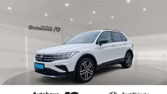 Weiß Gebraucht 2022 VW Tiguan Sport SUV | 33.990 € (Fairer Preis)