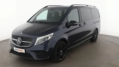 Blau Gebraucht 2021 Mercedes V300 Avantgarde Edition Van / Kleinbus | 47.130 € (Guter Preis)