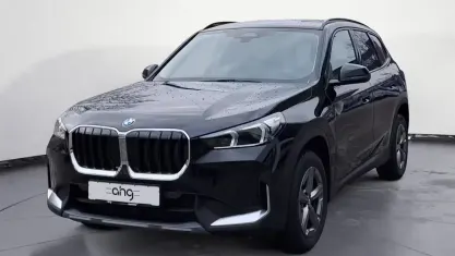 Nouă BMW X1 Efficient Dynamics 136 CP (100 kW) 2026 Negru SUV
