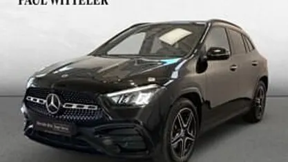 Gebraucht Mercedes GLA180 AMG line 136 PS (100 kW) 2024 Lack kosmosschwarz SUV