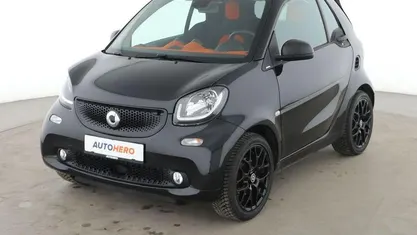 Gebraucht Smart ForTwo Cabrio Basis 90 PS (66 kW) 2019 Schwarz Cabrio