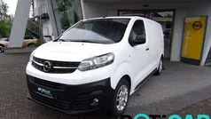 Weiß (jade weiß) Gebraucht 2022 Opel Vivaro Elegance Van | 23.880 € (Fairer Preis)