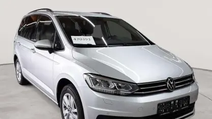 Gebraucht VW Touran Comfortline 150 PS (110 kW) 2021 Reflexsilber metallic Van / Kleinbus