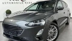 Grau Gebraucht 2021 Ford Focus Titanium Kombi | 19.749 € (Superpreis)