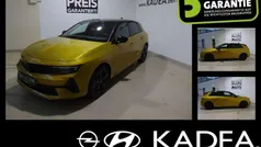 Amber yellow (metallic) Gebraucht 2023 Opel Astra Limousine | 23.450 € (Fairer Preis)