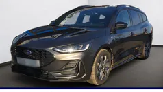 Gebraucht 2023 Ford Focus ST-Line X Limousine | 23.990 € (Etwas zu teuer)