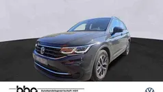 Gebraucht 2021 VW Tiguan Life SUV | 22.630 € (Fairer Preis)