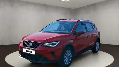 Gebraucht Seat Arona Style 110 PS (80 kW) 2023 Pure rot SUV