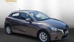 Obsidiangrau metallic Gebraucht 2015 Mazda 2 Kleinwagen | 11.880 €