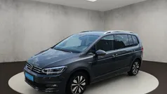 Delfingrau metallic Gebraucht 2024 VW Touran Move Van / Kleinbus | 35.500 € (Fairer Preis)