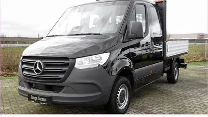 Gebraucht Mercedes Sprinter 150 PS (110 kW) 2024 Schwarz Van