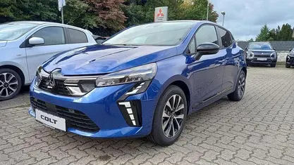 Royalblau Neu 2025 Mitsubishi Colt Plus Limousine | 19.990 € (Fairer Preis)