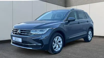 Gebraucht VW Tiguan Elegance 150 PS (110 kW) 2021 Grau SUV
