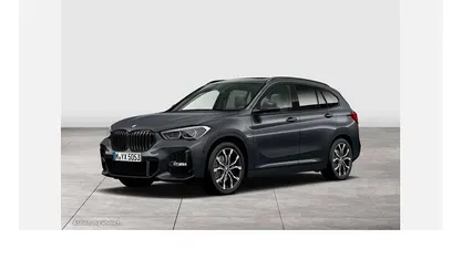 Gebraucht BMW X1 M Sport 140 PS (102 kW) 2022 Grau SUV
