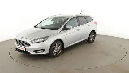Gebraucht Ford Focus Titanium 120 PS (88 kW) 2018 Grau Kombi