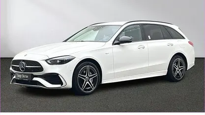 Gebraucht Mercedes C300e AMG 313 PS (230 kW) 2025 Polarweiß uni Kombi