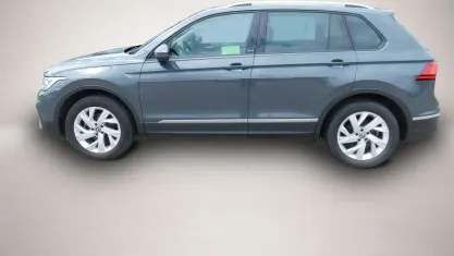 Gebraucht VW Tiguan Active 131 PS (96 kW) 2022 Grau SUV