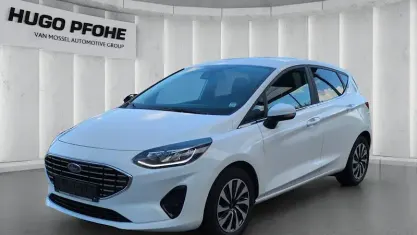 Gebraucht Ford Fiesta Titanium 125 PS (91 kW) 2022 Weiß Kleinwagen