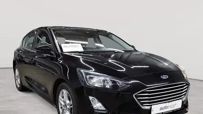 Obsidianschwarz metallic Gebraucht 2021 Ford Focus Cool & Connect Limousine | 12.090 € (Fairer Preis)