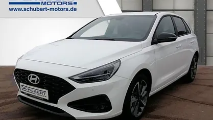 Gebraucht Hyundai i30 Advantage 140 PS (102 kW) 2025 Weiß Limousine