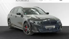 Saphirschwarz metallic Gebraucht 2024 BMW 330e | 47.888 € (Guter Preis)