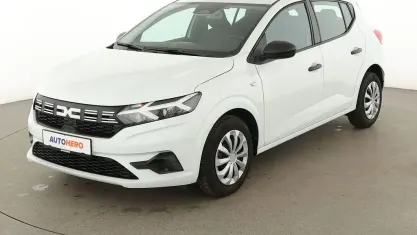 Usata Dacia Sandero Essentiel 67 CV (49 kW) 2025 Bianco Berlina