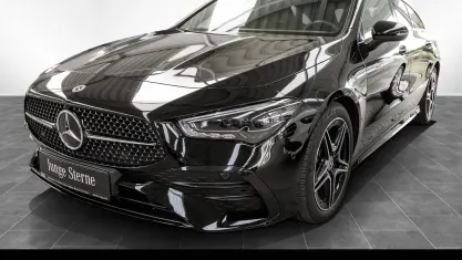 Gebraucht Mercedes CLA200 AMG 163 PS (119 kW) 2024 Unilack nachtschwarz Coupé