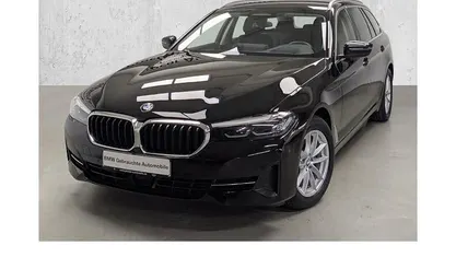 Schwarz Gebraucht 2022 BMW 520 Sport Line Kombi | 30.990 € (Fairer Preis)