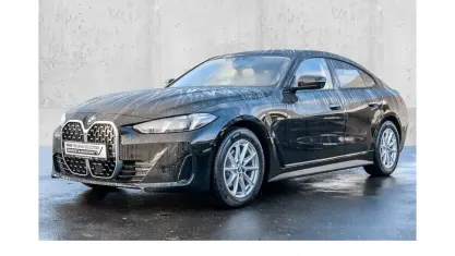 Gebraucht BMW 420 Gran Coupé Sport Line 184 PS (135 kW) 2024 Schwarz uni Coupé