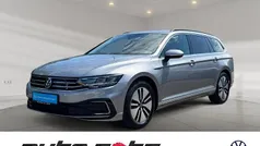 Silber Gebraucht 2021 VW Passat GTE Kombi | 26.770 € (Fairer Preis)