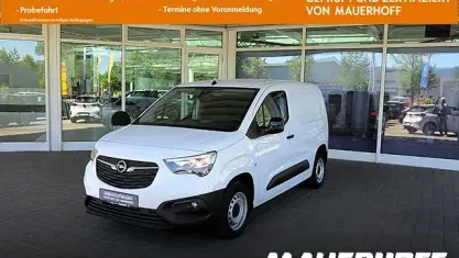 Gebraucht Opel Combo 110 PS (80 kW) 2024 Weiß Van / Kleinbus