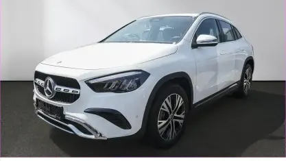 Gebraucht Mercedes GLA180 Advanced 136 PS (100 kW) 2025 Unilack polarweiß SUV