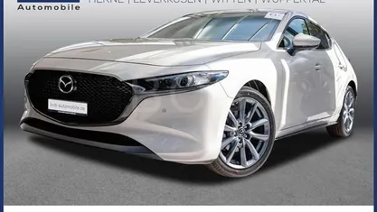 Platinum quartz Gebraucht 2025 Mazda 3 Exclusive-Line Limousine | 26.666 € (Fairer Preis)