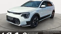 (ud) schneeweiss Gebraucht 2023 Kia e-Niro Inspiration SUV | 27.890 € (Fairer Preis)