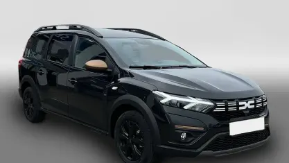 Second-hand Dacia Jogger Extreme 141 CP (103 kW) 2025 Monovolum