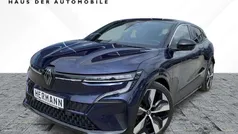 Blau rre + schwarz gne Gebraucht 2022 Renault Mégane Techno Limousine | 28.245 € (Fairer Preis)