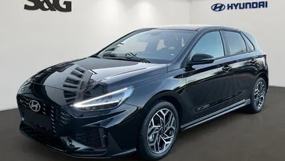 Neu Hyundai i30 N Line 150 PS (110 kW) 2026 Schwarz Limousine
