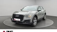 Grau Gebraucht 2019 Audi Q2 Design SUV | 20.280 € (Fairer Preis)